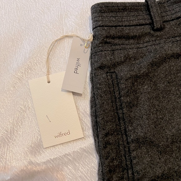 Charcoal colored, wide legged capris - Picture 3 of 5